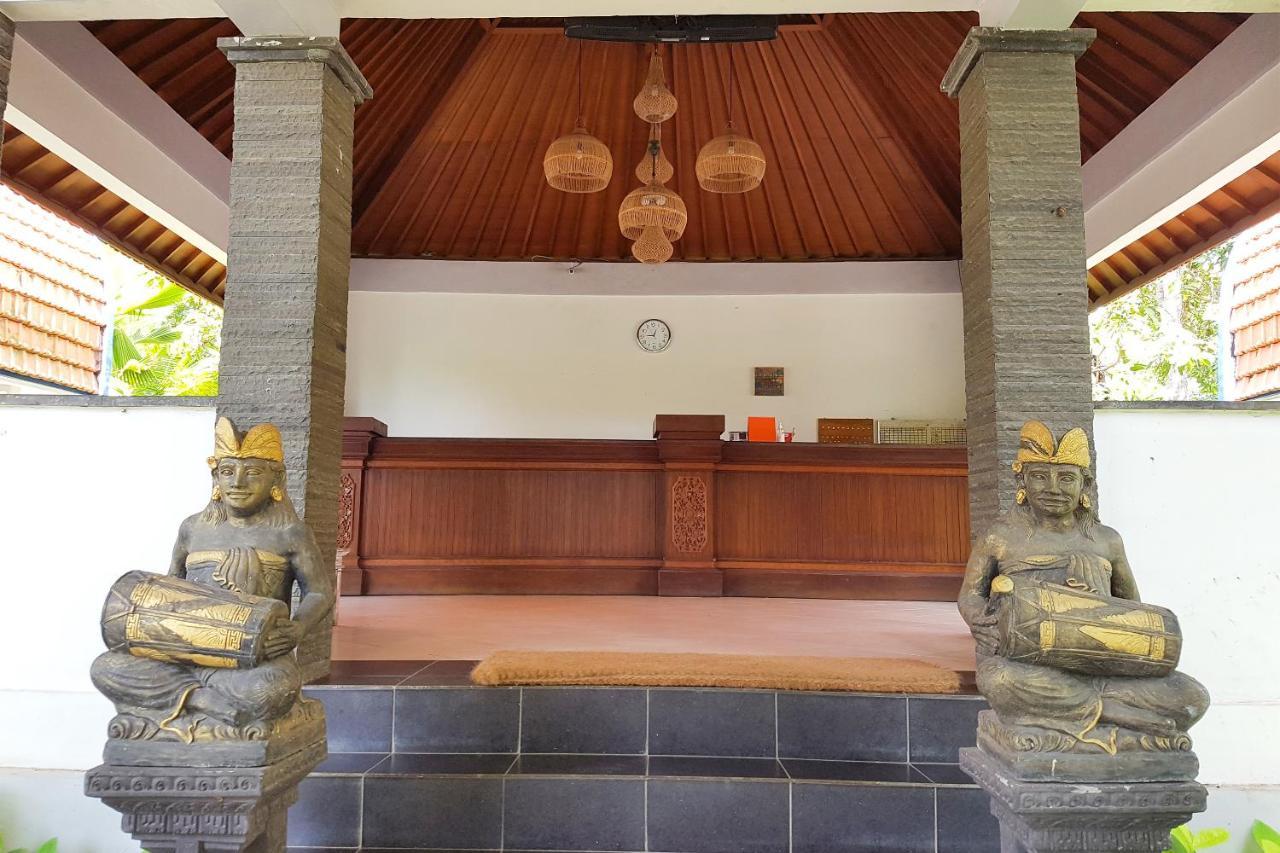 Oyo 3186 Thomas Garden Place อูลูวาตู ภายนอก รูปภาพ